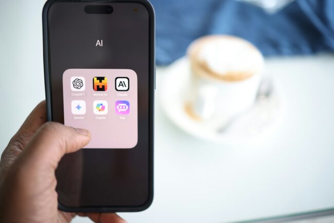 AI Optimisation by Solen Feyissa LR Smartphone displaying multiple AI apps used for AI optimisation and digital search.